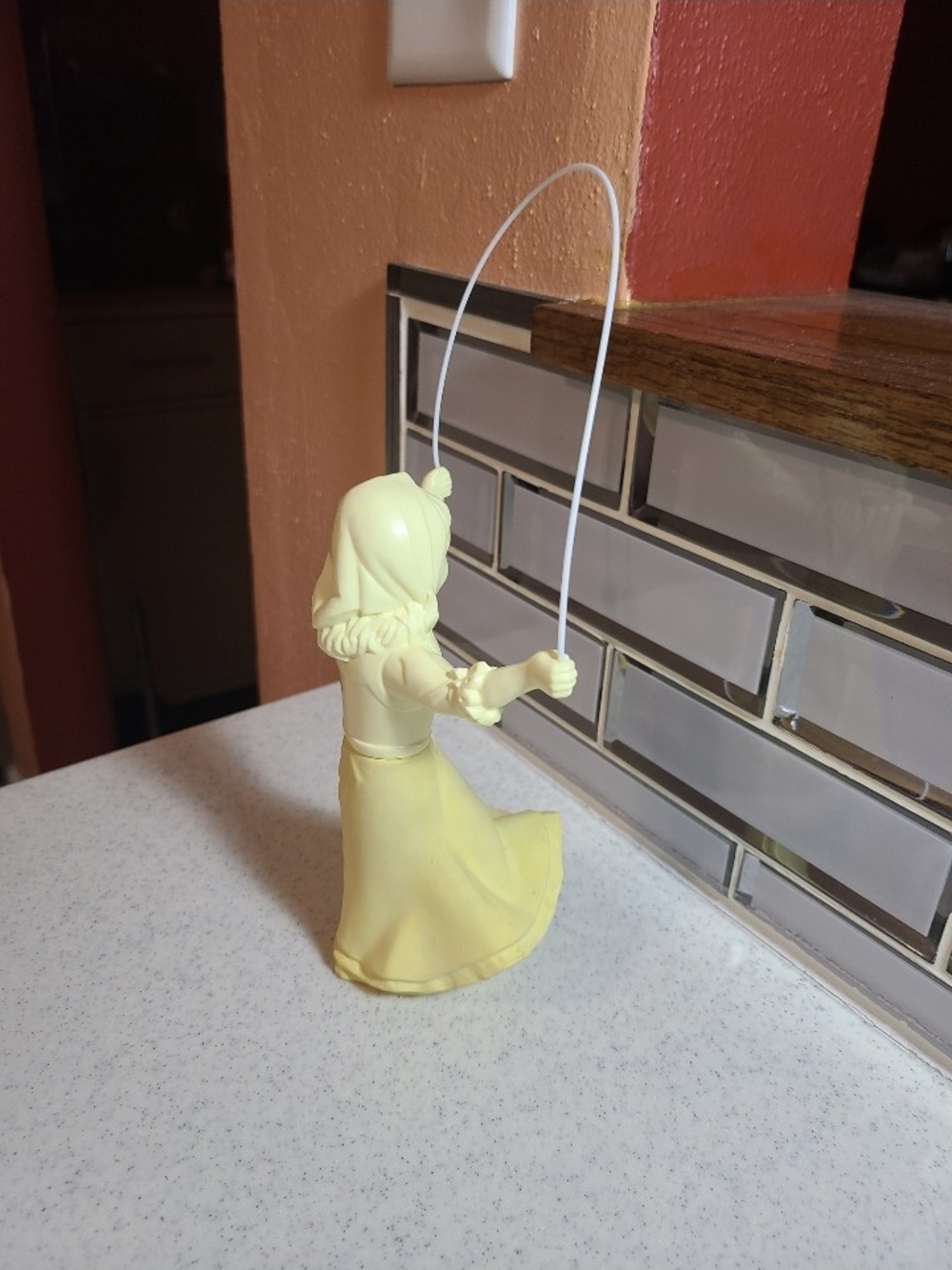 Avon Yellow Girl Figurine with Skipping Rope Collectible Empty Avon Bottle - Picture 5 of 8